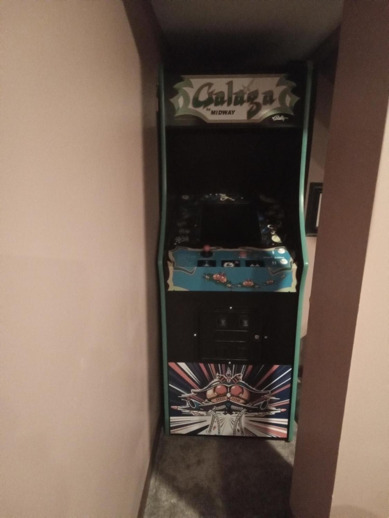 Super Suite With Sauna, Pool Table And Arcade Game 랜싱 외부 사진